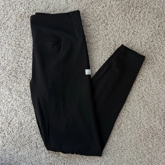 Vuori Women's AllTheForm Black Leggings - Picture 4 of 5